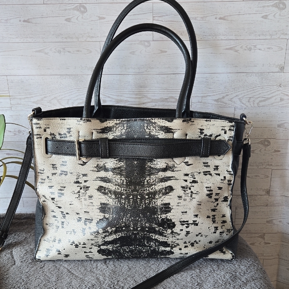 Reed Modern American Luxury Tote Bag